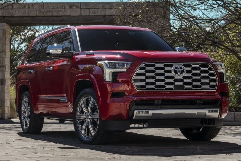 Огляд Toyota Sequoia 2022: третє покоління позашляховика