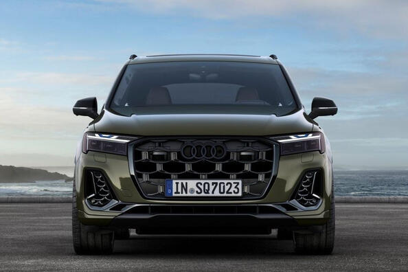 Огляд високопродуктивного Audi SQ7 facelift 2024 року
