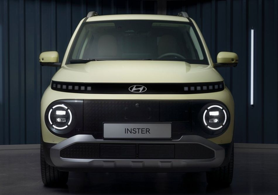 Огляд електричного субкомпактного кросовера Hyundai Inster