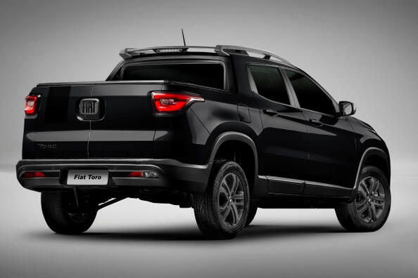 Огляд Fiat Toro: стиль і функціональність в одному пікапі Фото 4