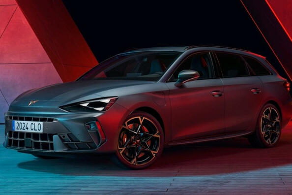 Cupra Leon Sportstourer 2024: огляд оновленого універсала Фото 2