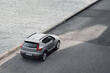 Огляд електричного кросовера Volvo EX40 фото 3