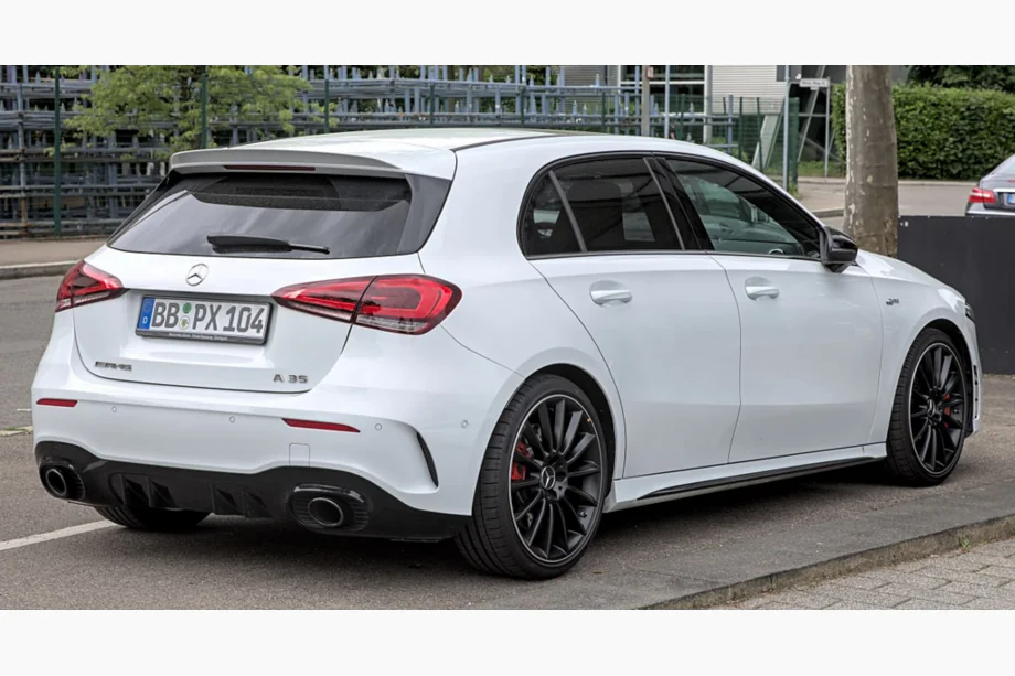 Mercedes A-class W177 2018- рр. Задній дифузор з насадками (Дизайн A35 HB) Фото 1