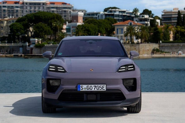 Огляд Porsche Macan Electric 2024: нове покоління кросовера