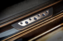 Volkswagen Passat B6 2006-2012 рр. Накладки на пороги (Dotline, 4 шт., нерж) фото 4