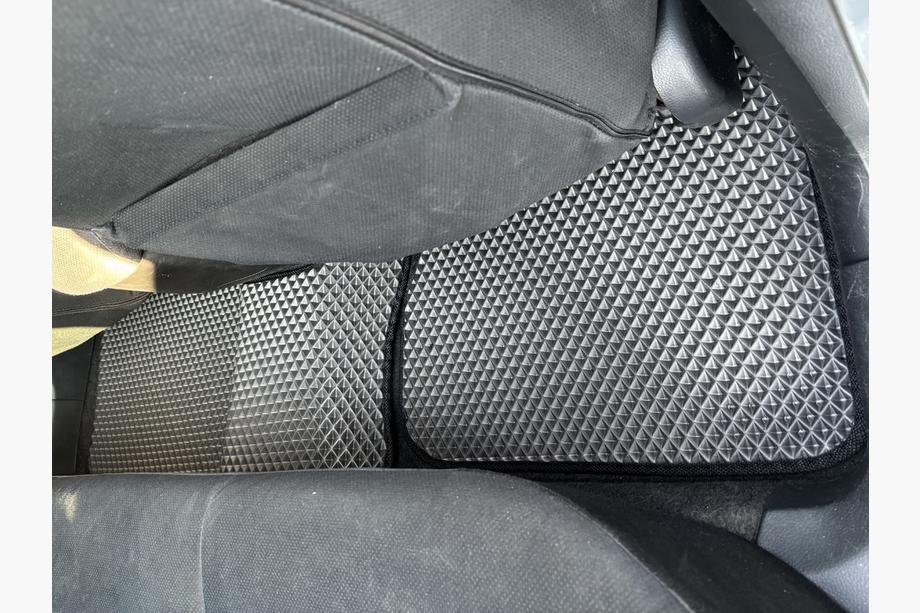 Mitsubishi Outlander 2001-2006 рр. Килимки EVA (чорні) Фото 4