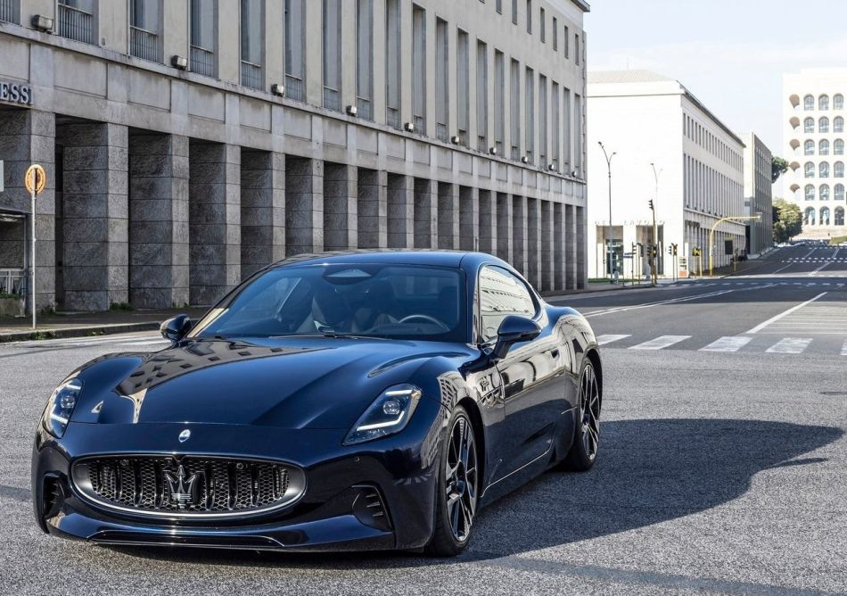 Огляд Maserati GranTurismo Folgore: електричний тріумф італійського стилю
