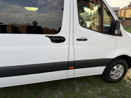 Mercedes Sprinter W907/W910 2018- рр. Накладка на ручку бокової дверки EuroCap (ABS) фото 3