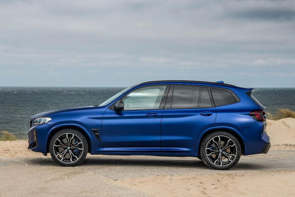 Огляд BMW X3 M: потужний і розкішний кросовер Фото 3