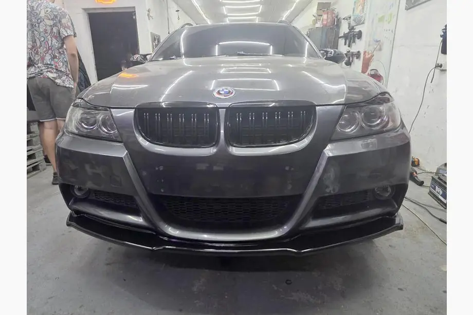 BMW 3 серія E90/E91 2005-2011 рр. Ніздрі M-Look (для E-90/91, 2005-2008, чорний глянець) Фото 8