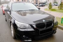 BMW 5 серія E60/E61 2003-2010 рр. Ніздрі M-Look (чорний глянець) фото 1