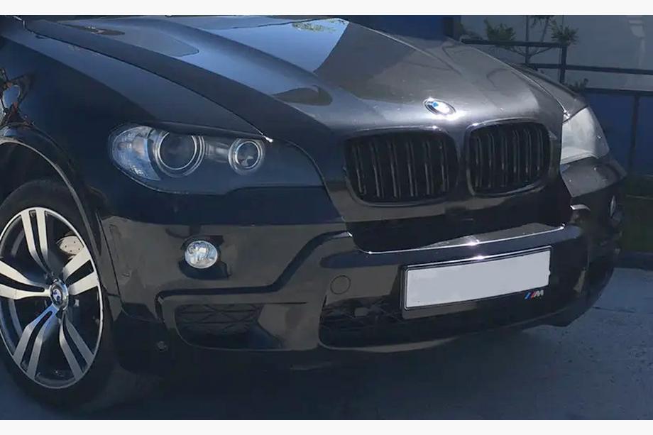 BMW X5 E70 2007-2013 рр. Ніздрі M-Look (чорний глянець) Image