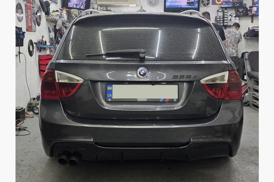 BMW 3 серія E90/E91 2005-2011 рр. Задній дифузор DPT V-5 (для E90 M-Sport, чорний глянець) Фото 3