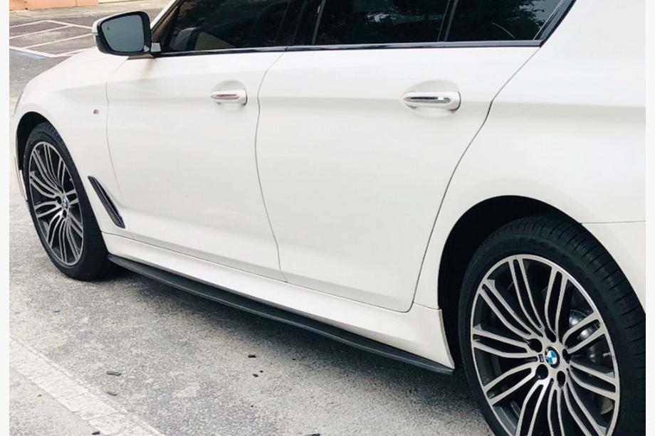 BMW 5 серія G30/G31 2017-2023 рр. Накладки на пороги DPT V-1 (під M-Sport/M5 пороги, чорний глянець) Image
