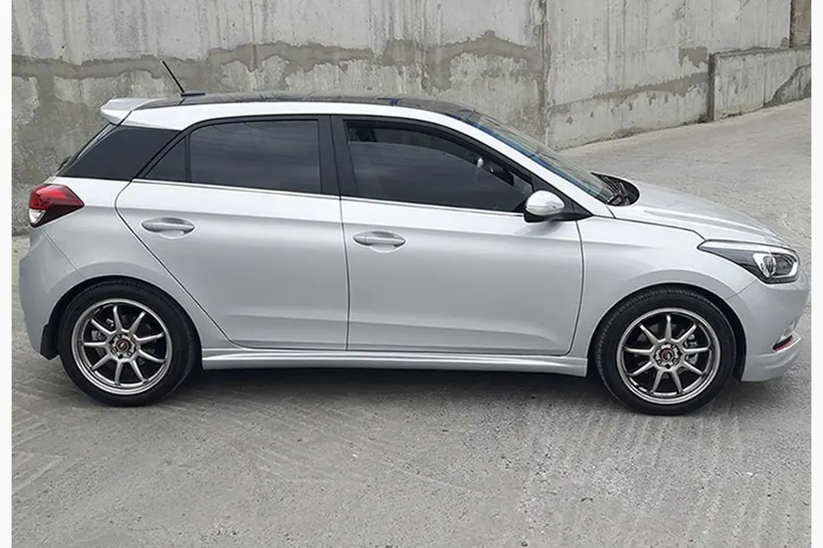 Hyundai I-20 2014-2020 рр. Бокові пороги DPT (2014-2018, чорний глянець) Фото 5