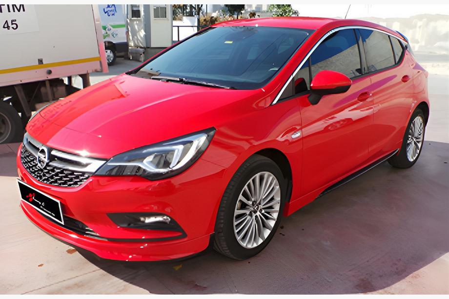 Opel Astra K 2016-2021 рр. Бокові пороги DPT V-1 (чорний глянець) Фото 1
