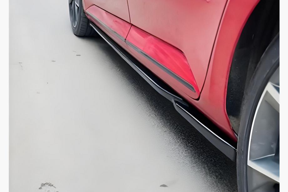 Seat Leon 2013-2020 рр. Бокові пороги DPT V-6 (чорний глянець) Фото 1