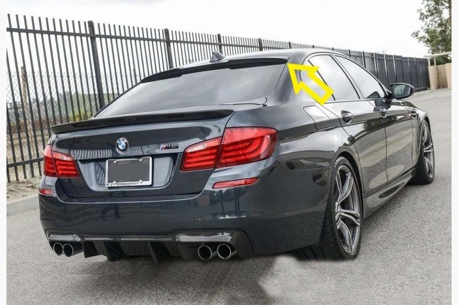 BMW 5 серія F10/F11 2010-2016 рр. Бленда М4-Style V1 (для F10, чорний глянець) Фото 3