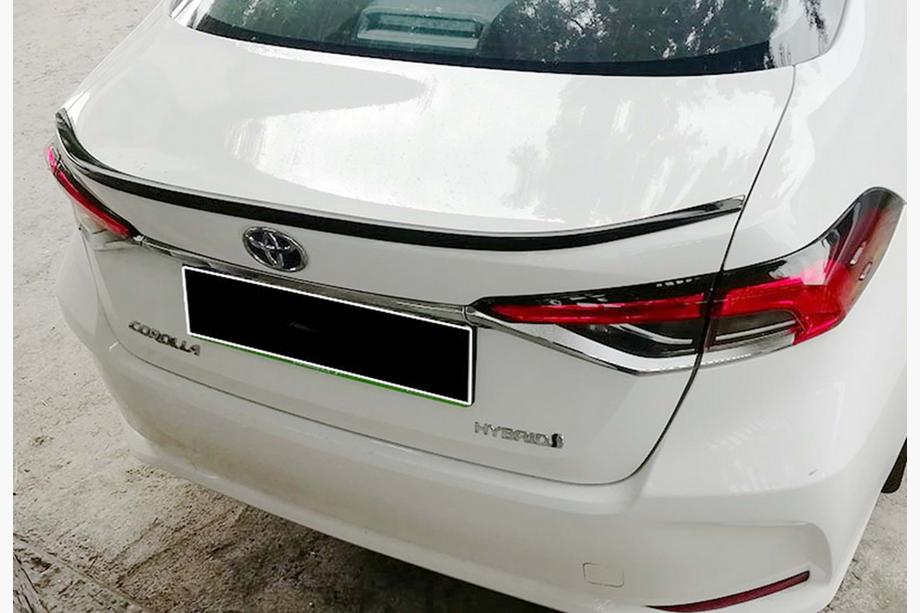 Toyota Corolla 2019- рр. Спойлер DPT (чорний глянець) Image