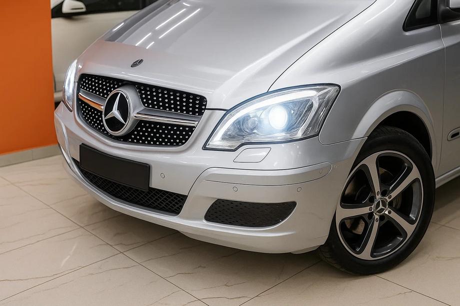 Mercedes Vito W639 2004-2014 рр. Передня решітка Diamond Silver (2010-2014) Фото 1