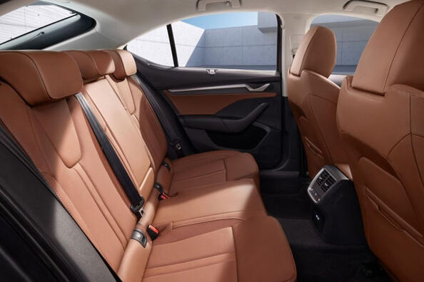 Огляд Skoda Octavia Combi IV покоління: рестайлінг 2024 року Фото 5