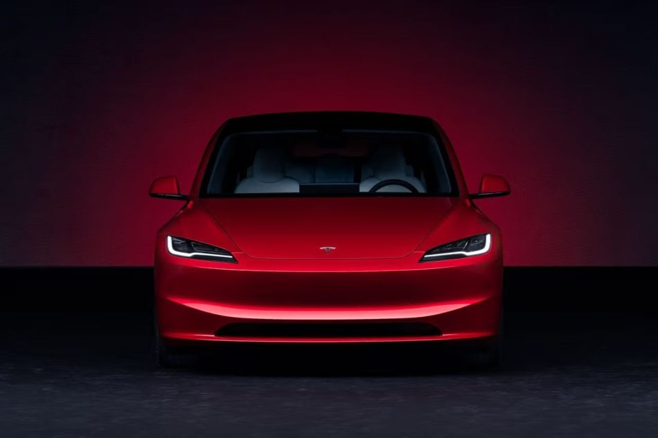 Огляд Tesla Model 3 2023: оновлений погляд на електромобільність