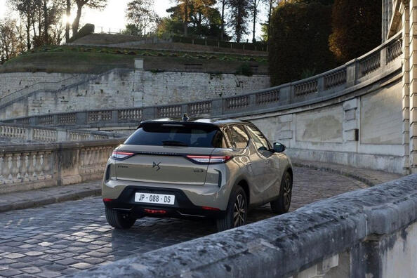 DS 3 e-Tense: огляд електромобіля Фото 3