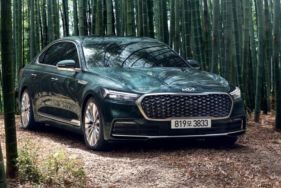 Огляд Kia K9: рестайлінг другого покоління