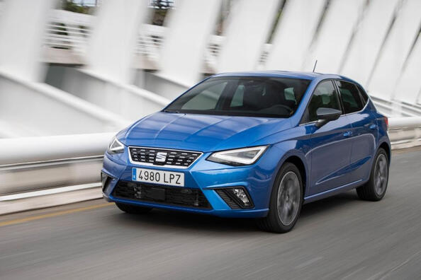 Огляд оновленого SEAT Ibiza: яскравий і сучасний хетчбек Фото 4