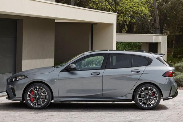 Огляд BMW 1 Series (F70) четвертого покоління 2024 року Фото 3
