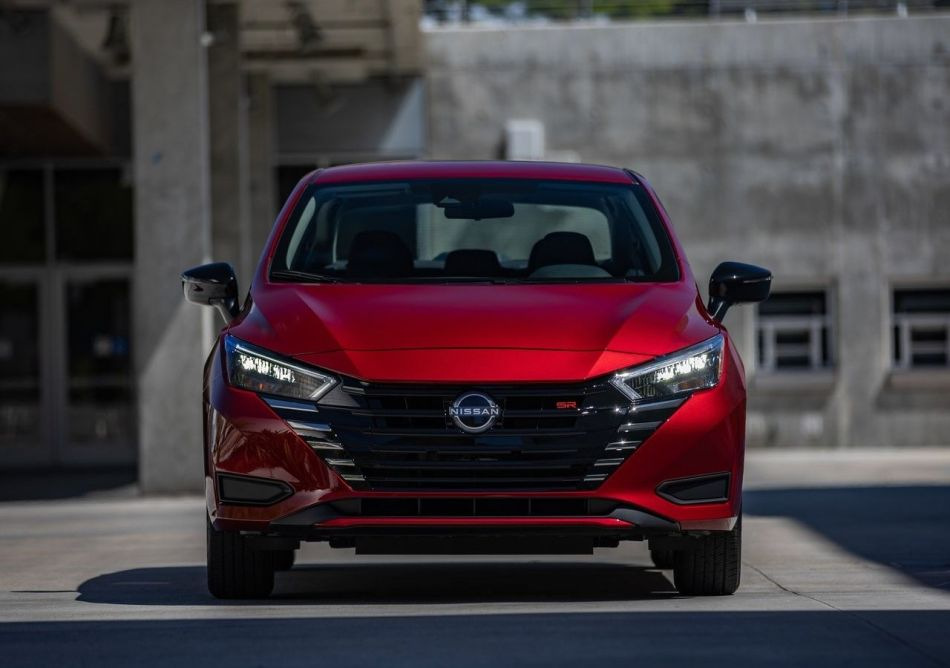Оновлений Nissan Versa: стильний і доступний седан