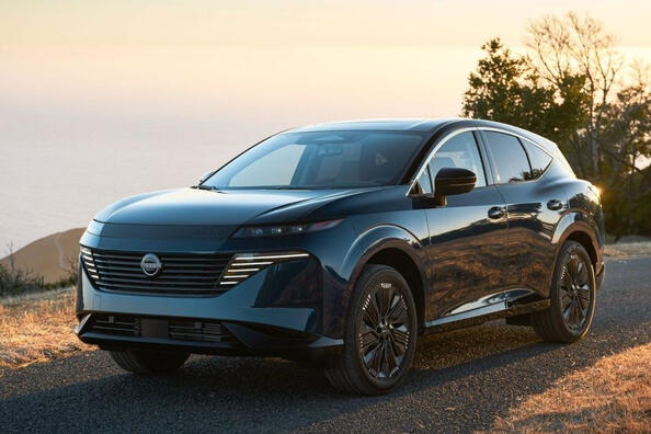 Огляд Nissan Murano 2024: нове покоління кросовера Фото 2