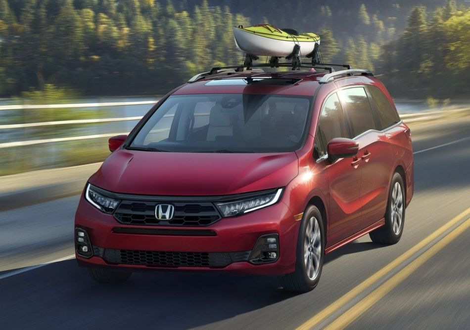 Огляд мінівена Honda Odyssey п'ятого покоління 2024 року