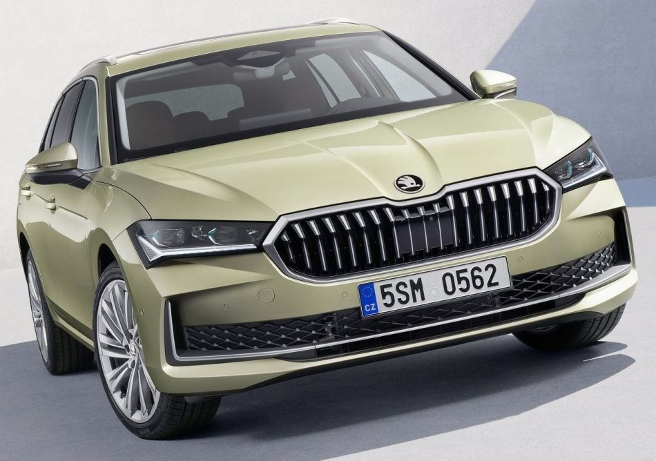 Skoda Superb Combi 2024: огляд універсала бізнес-класу