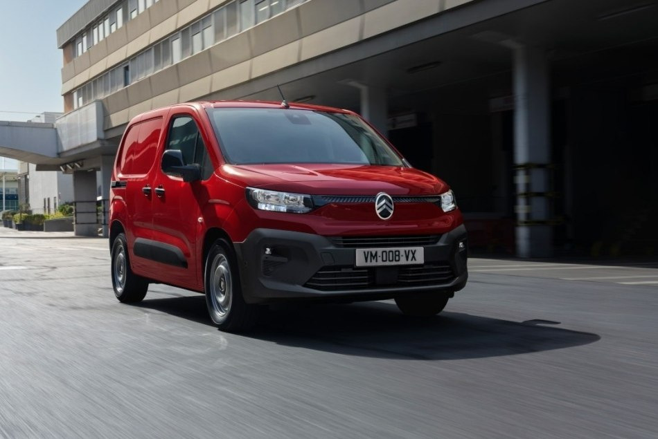 Citroen e-Berlingo Van: огляд електричного фургона