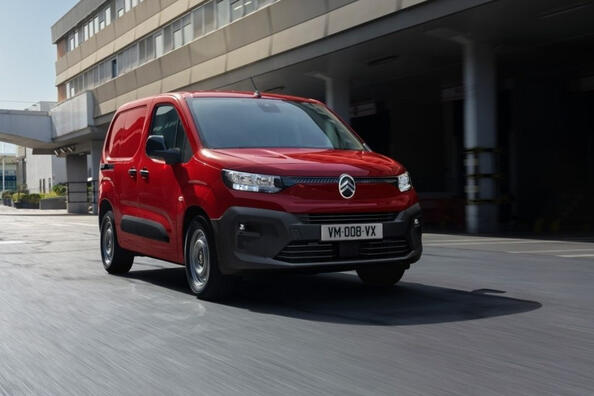 Citroen e-Berlingo Van: огляд електричного фургона
