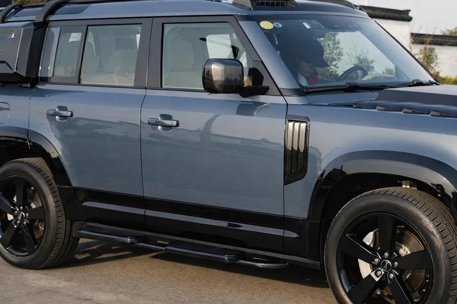Land Rover Defender 2019- рр. Комплект молдингів Image