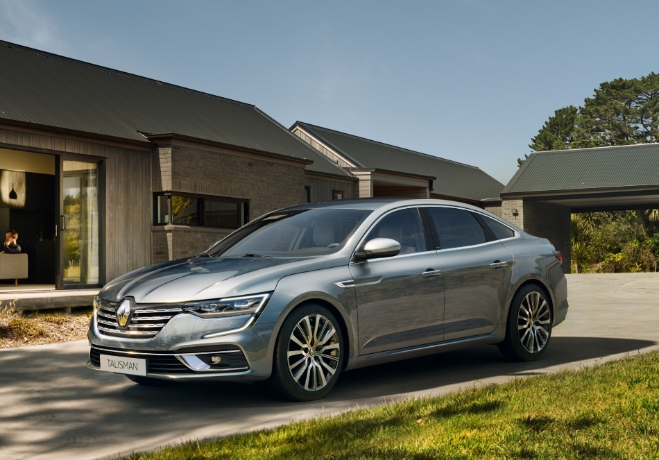 Огляд седана Renault Talisman: рестайлінг першого покоління