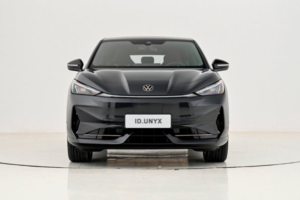 Огляд електричного кросовера Volkswagen ID. UNYX Фото 1