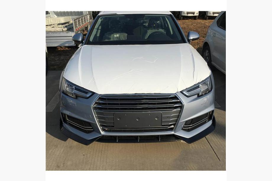 Audi A4 B9 2015-2024 рр. Накладка на передній бампер Lip V5 (для S-Line Sedan 2015-2019, Карбон) Фото 4