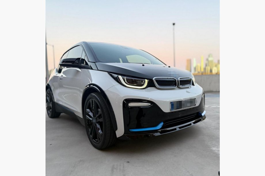 BMW I3 2013-2022 рр. Накладка на передній бампер FRP V2 Фото 6