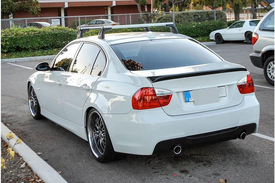 BMW 3 серія E90/E91 2005-2011 рр. Дифузор заднього бампера V3 (для E90 M-Sport, Карбон) Фото 3