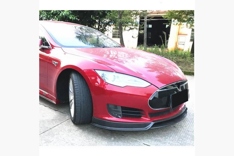 Tesla Model S 2012- рр. Накладка на передній бампер Lip V2 (2012-2016, Карбон) Фото 3