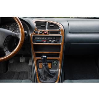 Накладки на панель (горіх, F 1994-1997) Mazda 323 1977-2003 рр. фото 1