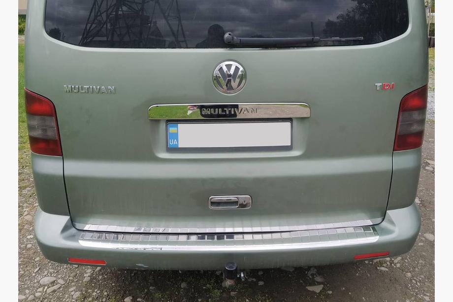 Volkswagen T5 Multivan 2003-2010 рр. Накладка на задній бампер з загином (Omsa, нерж) Image