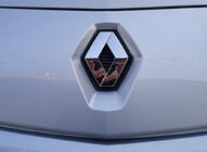 Renault Megane II 2004-2009 рр. Передня Емблема (128мм на 105мм Туреччина) фото 2