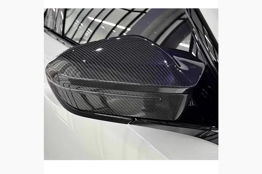 BMW 5/i5 серія G60/G60E/G61 2023- рр. Кришки дзеркал (Карбон)