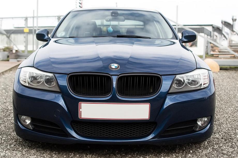 BMW 3 серія E90/E91 2005-2011 рр. Ніздрі M-Look (для E-90/91 2008-2011, чорний матовий) Image