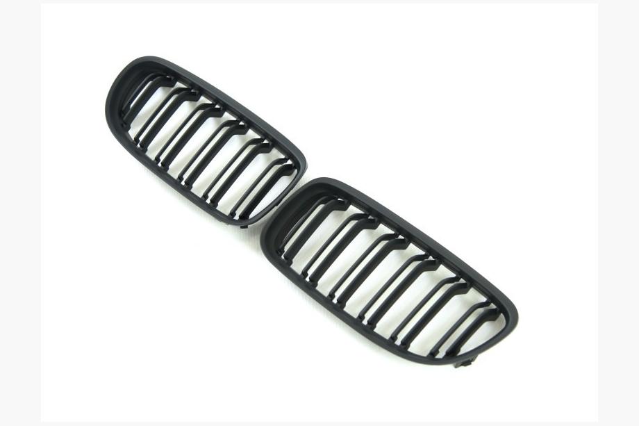BMW 3 серія E90/E91 2005-2011 рр. Ніздрі M-Look (для E-90/91 2008-2011, чорний матовий) Фото 3