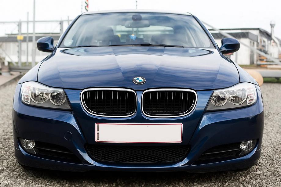 BMW 3 серія E90/E91 2005-2011 рр. Ніздрі M-Look (для E-90/91 2008-2011, чорний глянець з хром окантовкою) Фото 1